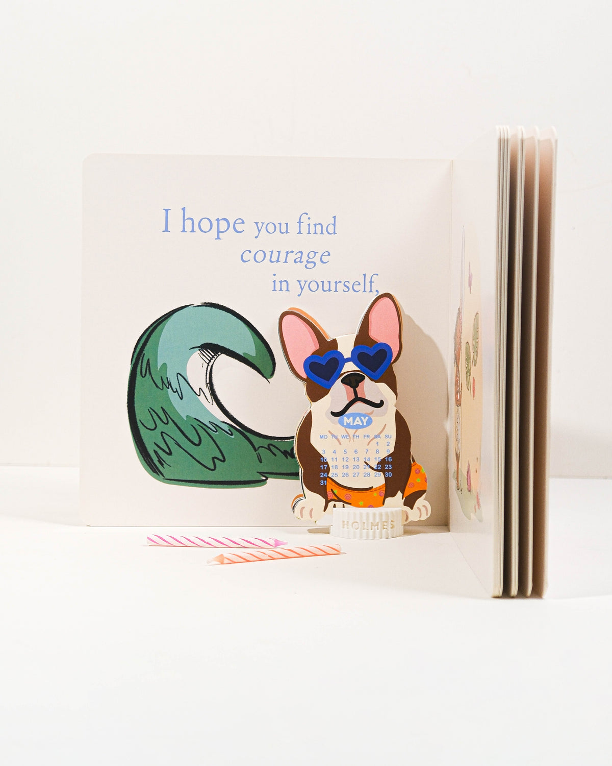 2027 Bulldog Desk Calendar